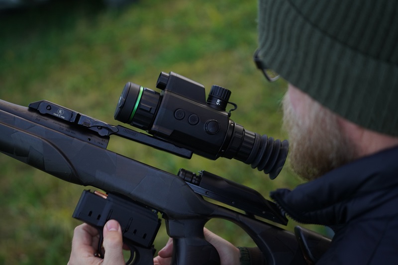 HikMicro Cheetah C32F-SL LRF Digital Night Vision Rifle Scope